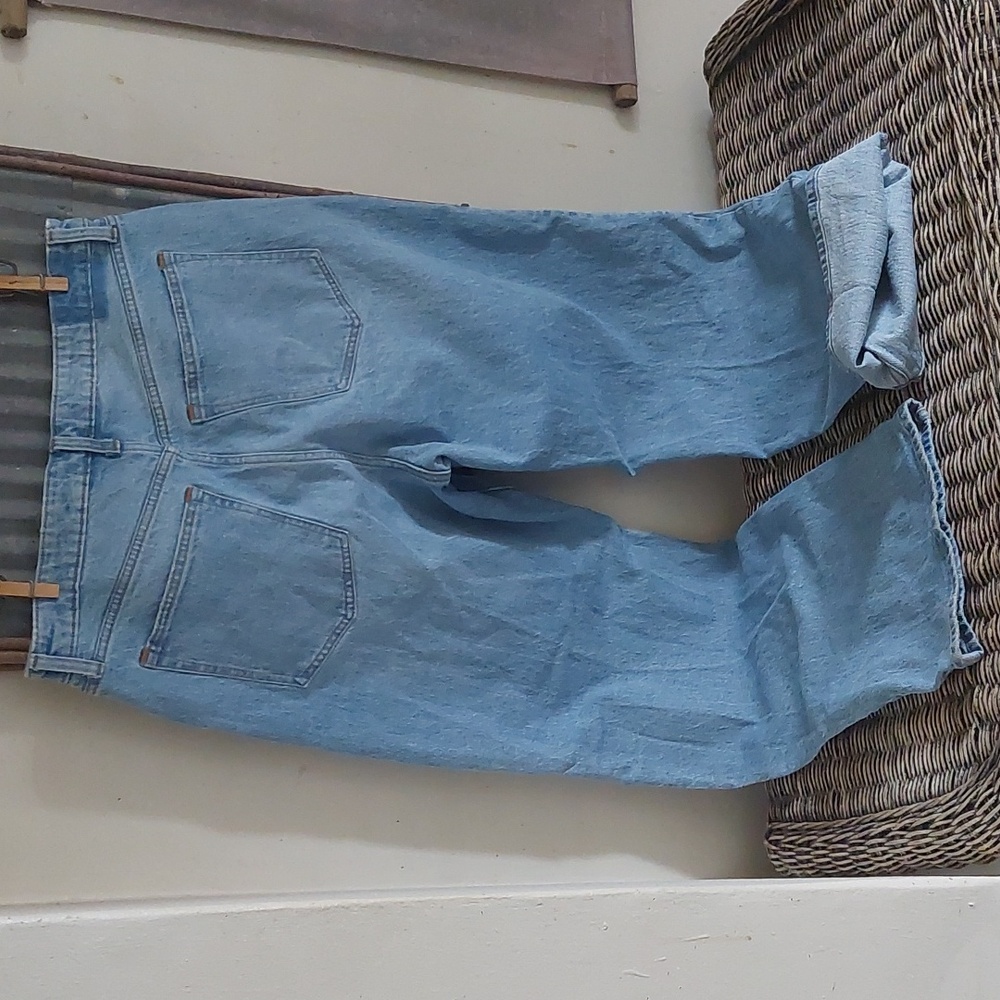 Abercrombie & Fitch The 90's Relaxed High Rise Curve Love Jeans - Picture 10 of 10